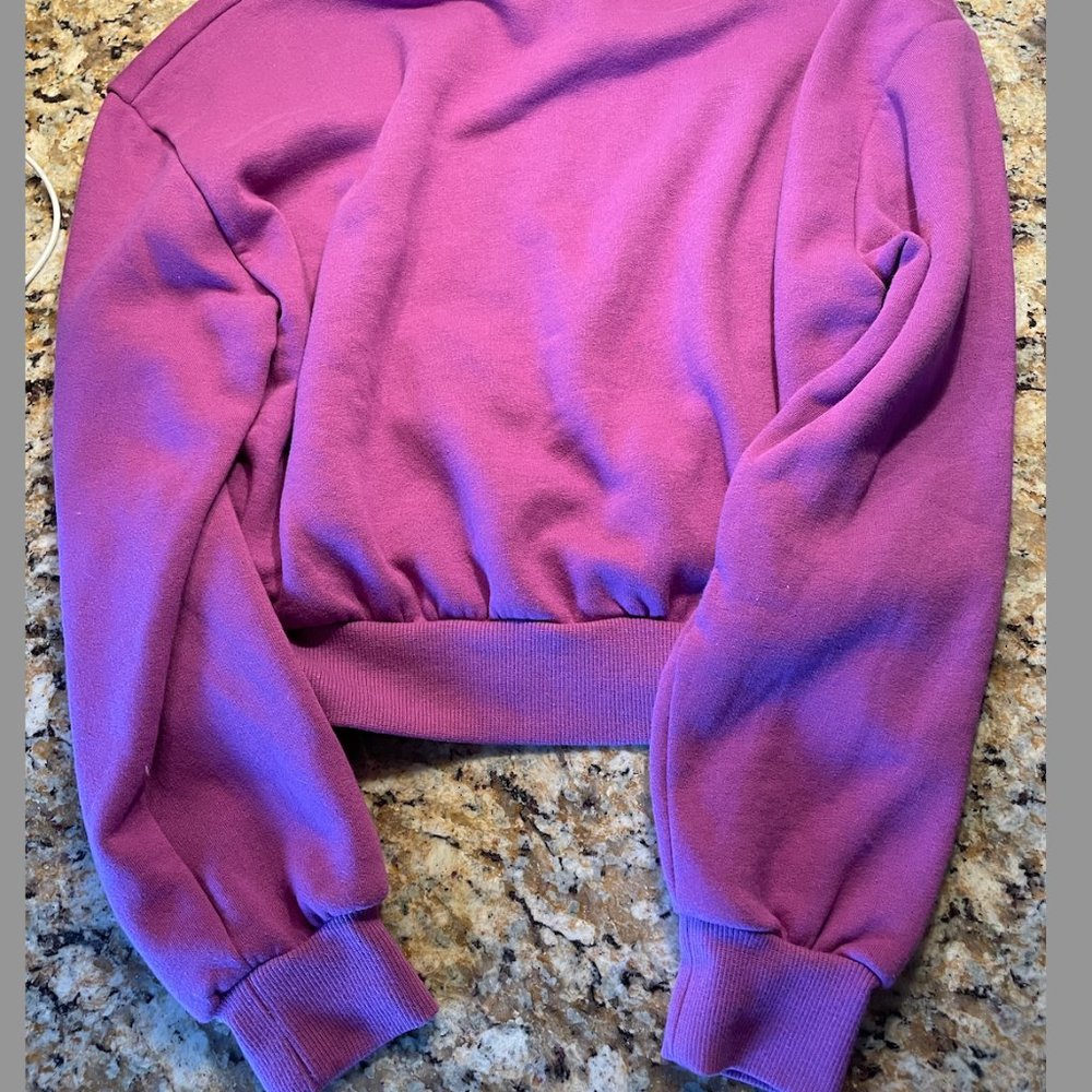 Wild Fable cropped crewneck sweatshirt